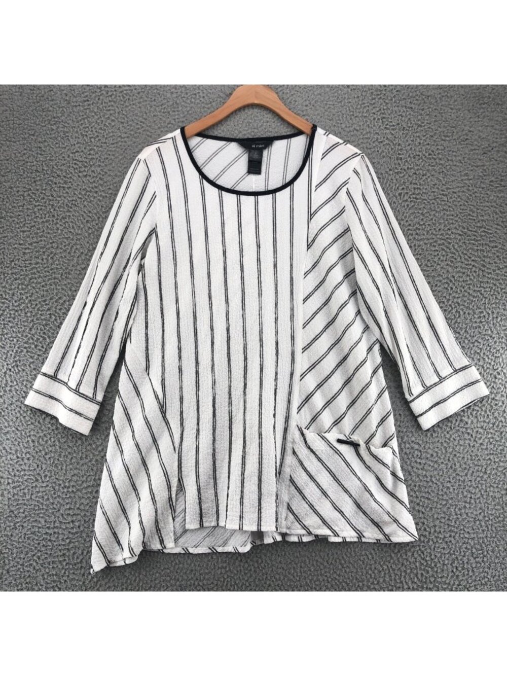 Ali Miles Top Womens Small White Striped Textured 3/4 Sleeve Asymmetric Pocket